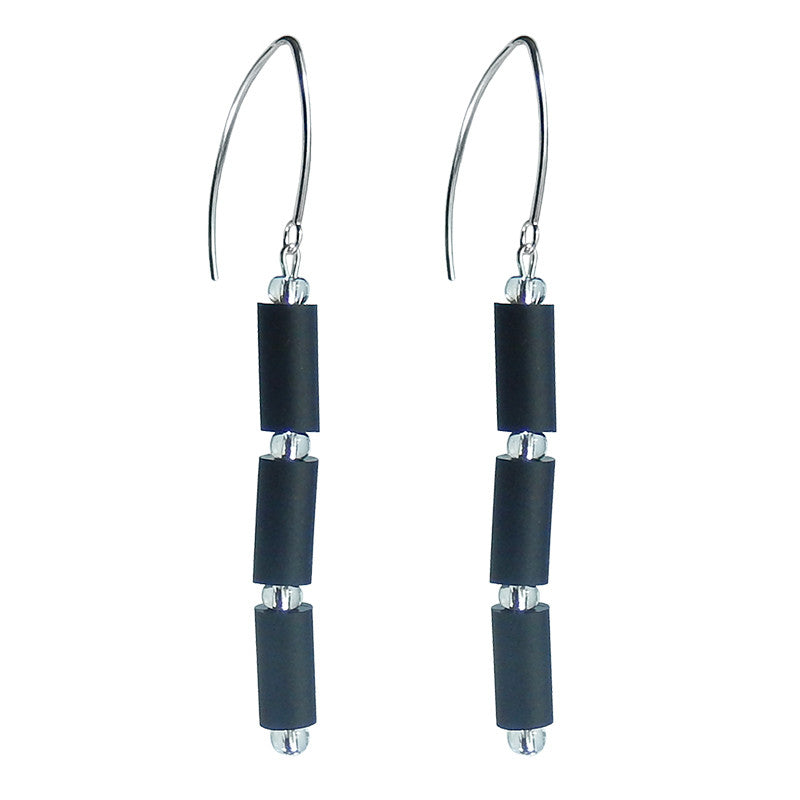 TUBINO BLACK earrings with small silver-leaf murano beads and sterling silver wires, handmade in Italy