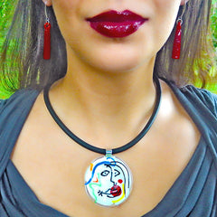 Model wearing white multicolor SKETCH #8 Murano glass necklace inspired by MIRO’ drawings, handmade in Italy